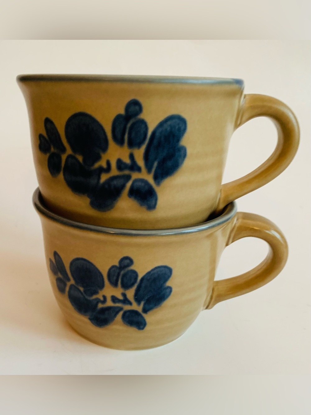 Pfaltzgraff Folk Art Light Brown Coffee Tea Hot Chocolate Mugs 8 ounces Lot of 2